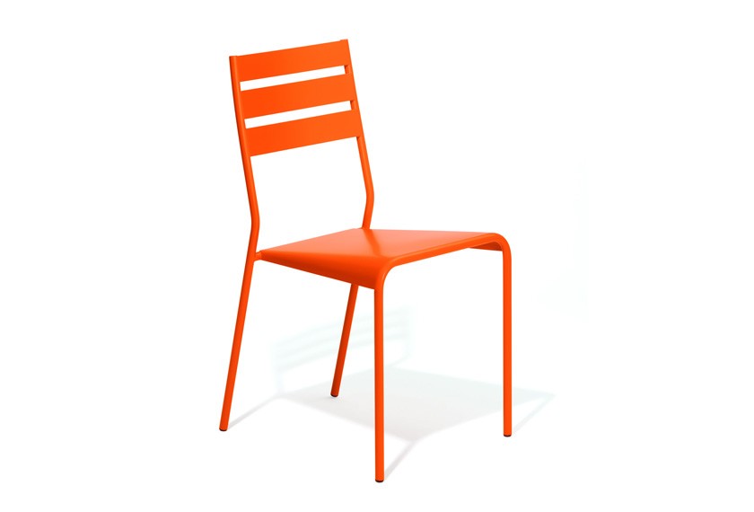 Chaise Facto